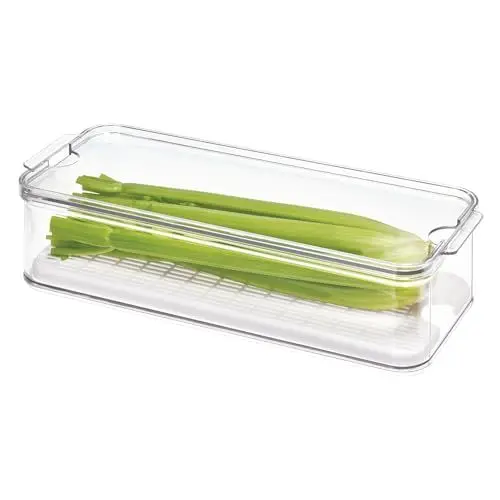 Produktbild: iDesign Aufbewahrungsbox für den Küchen- oder Kühlschrank, stapelbare Frischhaltebox aus Kunststoff, Vorratsbehälter mit Deckel & Einsatz, durchsichtig und weiß, 39,9 cm x 16,1 cm x 9,6 cm