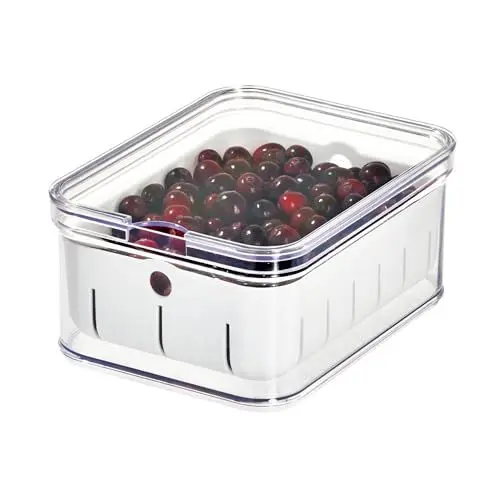 Produktbild: iDesign Kühlschrankbox für Früchte und Beeren, Aufbewahrungsbehälter aus BPA-freiem Kunststoff, Lebensmittelbox für Küche mit Abtropfkorb, durchsichtig, 21,1 cm x 16,1 cm x 9,9 cm
