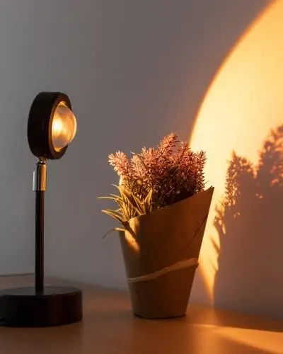 Produktbild: InnovaGoods® Sonnenuntergangsprojektorlampe Sulam mit warmem LED-Licht, entspannendem Effekt und einzigartiger Atmosphäre, um 360º drehbar und um 180º regulierbar, ideal für Innen- und Außenbereich.
