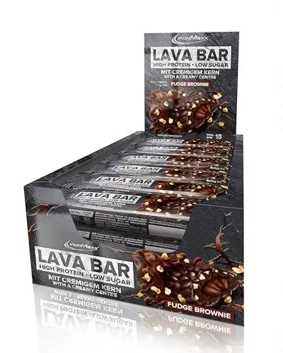 Produktbild: IronMaxx Lava Protein Bar Fudge Brownie - 18 x 40g High Protein Riegel mit bis zu 34% Eiweiß, Zuckerreduzierter Riegel mit cremigem Kern und knusprigem Topping