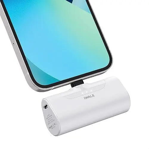 Produktbild: iWALK Power Bank 4500mAh, Klein Tragbares Powerbank Tragbar und Kompakte Handy Ladegerät, Mini Externer Akku Kompatibel mit iPhone 14,13,13 Pro Max,12,12 Mini,12 Pro,11,XS,XR, 8, 8 Plus,7, 6