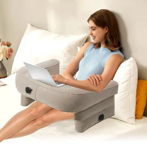 Produktbild: Jerylota Premium-Lesekissen mit Handgelenkstütze, Lappenkissen für die Couch, mit Armstützen, Nackenrolle und Rückenstütze zum Faulenzen, Lesen Mit aufblasbarer Tasche