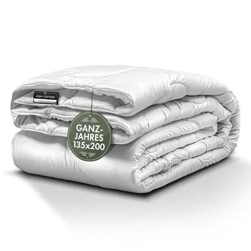 Produktbild: John Cotton New Way Bettdecke 135x200 - Innovativ & Atmungsaktive Decke für Allergiker | Oeko-Test Zertifiziert Bettdecken | Weiche Microfaser Schlafdecke | Oberbett 135 x 200 | Quilt | Duvet