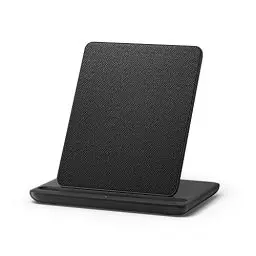 Produktbild: „Made for Amazon“: Kabelloses Ladedock für den Kindle Paperwhite Signature Edition. Ausschließlich kompatibel mit dem Kindle Paperwhite Signature Edition (2022)