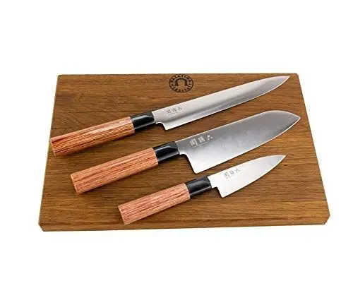 Produktbild: KAI Shun Seki Magoroku Redwood Messer Set | 3 scharfe japanische Messer | + ein großes massives Schneidebrett aus Eiche, 35x22 cm | VK: 259,- €