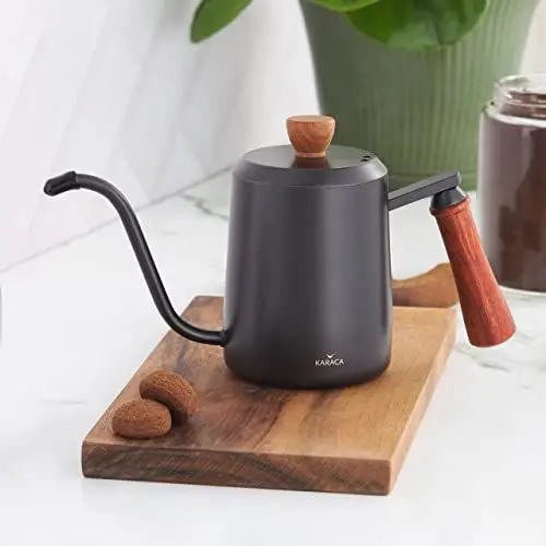 Produktbild: Karaca Schwarz Edelstahl Kastanie Kaffee Kessel 600 Ml, 304 Edelstahlgehäuse, Wasserkocher, Stilvolle Griffe Aus Kastanienholz, Kaffeebrühgerät Der Dritten Generation, 1200 Ml Fassungsvermögen