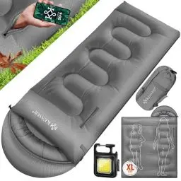 Produktbild: KESSER® Schlafsack Outdoor 175cm x 83cm | Deckenschlafsack 3-4 Jahreszeiten | Camping-Sleeping-Bag für Kinder | Leicht Tragbar Warm & Wasserabweisend inkl. Campinglampe & Seitentasche Grau