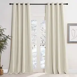 Produktbild: KGORGE Verdunklungsvorhänge Beige Gardinen Blickdicht Thermogardine Kälteschutz 2er Set 245 x 140 cm(HxB) Wärmeisolierende Vorhänge mit Ösen Black Out Curtains for Living Room, Hellbeige