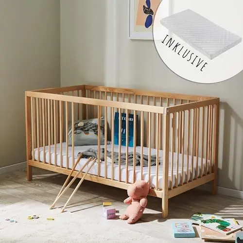Produktbild: Kids Collective Babybett Kinderbett Gitterbett 60x120 höhenverstellbar & herausnehmbare Sprossen, mit Matratze | Buchenholz Natur sehr stabil Made in Europe | von Geburt bis 3. Lebensjahr