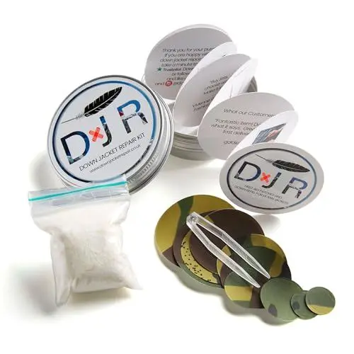 Produktbild: Komplettes Reparaturset für Daunenjacken: 10 einfach zu bedienen, vorgeschnitten, selbstklebend, wasserdicht, reißfeste Flicken + 1 g reine Gänsedaunen zum Fixieren von Löchern in Daunenjacken,