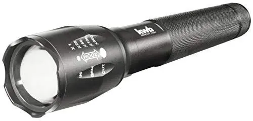 Produktbild: kwb Aluminium Taschen-Lampe 300 Meter Leuchtweite mit LED Technik, inkl. 4 XC Batterien, ANSI FL 1 - Standard, Leuchte mit 5 Leucht-Modi + Zoom-Fokus