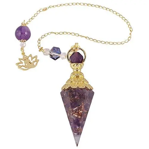Produktbild: KYEYGWO Amethyst Sechseckiger Kristall Pendel mit Trommelsteine, Hexagonal Edelstein Anhänger Reiki Chakra-Pendel Lotus Perlen Kette für Meditation Wahrsagen Hypnose