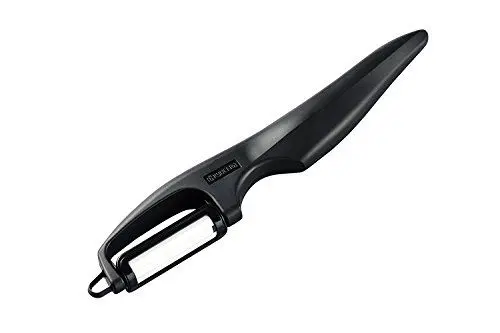 Produktbild: Kyocera Sparschäler mit doppelseitiger Keramik Klinge | Schwarz | 4 cm | extra scharfer Schäler | sauberes Schälen von Gemüse und Obst | spülmaschinenfest | Mehrzweck Gemüseschneider