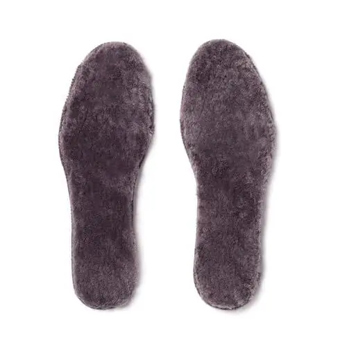 Produktbild: Lammfell Einlegesohlen für Damen & Herren – Wärmeisolierend, Atmungsaktiv & Bequem – Ideal für Winterstiefel, Outdoor-Schuhe und Freizeitschuhe – Kuscheliges Lammfell, Perfekte Passform (Grau, 42)