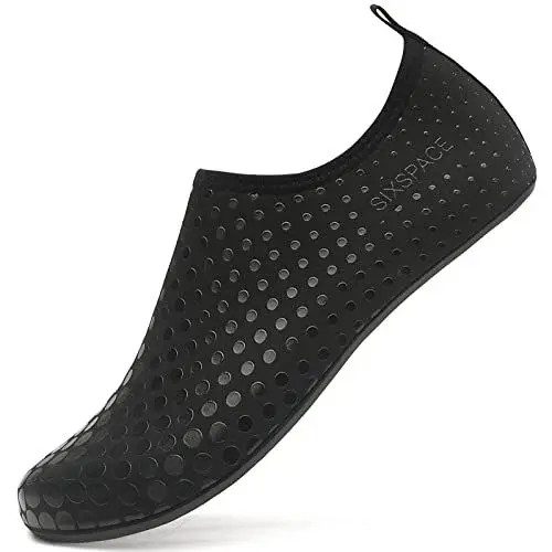 Produktbild: LATATL Herren Damen Badeschuhe Wasserschuhe Strandschuhe Weich Bequem Surfschuhe Schwimmschuhe Barfußschuhe für Surfen Yoga Strand Pool(Schwarz,35 EU)