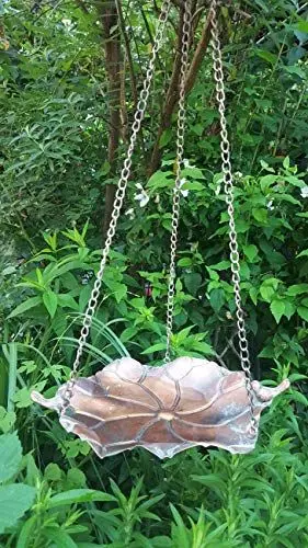 Produktbild: LB H&F Vogeltränke Blatt Metall mit 2 Vögeln zum Aufhängen mit Stabiler Kette - wetterfest frostsicher - 80x34 cm BRAUN (Blatt-1)