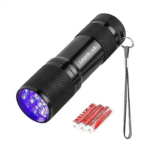 Produktbild: LE LED UV Schwarzlicht Taschenlampe mit 9 LEDs, mini UV Lampe Ultraviolettes Licht mit 395nm für Geocaching, Heimtierurindetektoren, Haustiere Urin-Detektor usw. Inklusive 3 AAA Batterien