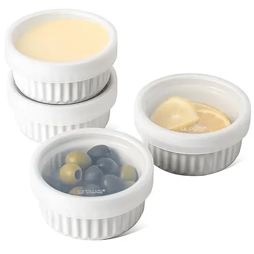 Produktbild: LE TAUCI Creme Brulee Schälchen mit Silikondeckel, 4 X 120 ml Souffle Förmchen Keramik Backofenfest, Ofenfeste Stapelbare Keramikschalen für Airfryer, Backen, Pudding, Dip, Eiscreme, 4er Set, Weiß