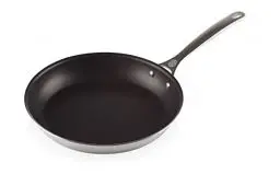 Produktbild: Le Creuset Antihaftbeschichtete flache Pfanne aus 3-ply PLUS Edelstahl, 30 cm , 96600230001700