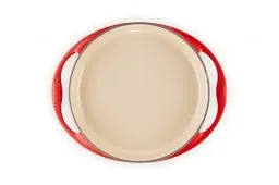 Produktbild: Le Creuset Gusseisen Tatin-Backform, Rund, Ø 28 cm, Für alle Herdarten inkl. Induktion geeignet, 2,6 Liter, Kirschrot, 20129280602460