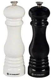 Produktbild: Le Creuset Mühlenset, Salz- und Pfeffermühle, ABS-Kunststoff, Je 6 x 6 x 20,8 cm, Keramik-Mahlwerk, Schwarz/Weiß, 21 cm, 96002100169100