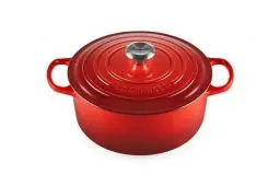 Produktbild: Le Creuset Signature Gusseisen-Bräter mit Deckel, Ø 26 cm, Rund, Für alle Herdarten und Induktion geeignet, Volumen: 5,3 l, 5,135 kg, Kirschrot, 21177260602430