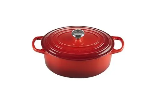 Produktbild: Le Creuset Signature Gusseisen-Bräter mit Deckel, Ø 27 cm, Oval, Für alle Herdarten und Induktion geeignet, Volumen: 4,1 l, 4,425 kg, Kirschrot, 21178270602430