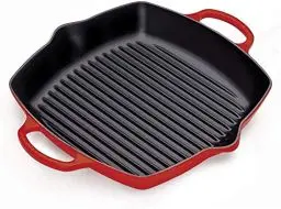 Produktbild: Le Creuset Signature Hohe quadratische Grillpfanne aus Gusseisen mit Hilfsgriff, für alle Herdarten und Backöfen, 30 cm, Kirschrot, 20200300600422