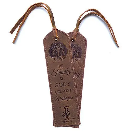 Produktbild: Leder Lesezeichen Leather Bookmarks Mit inspirierendem Bibelvers Die Familie ist Gottes größtes Meisterwerk | Handgefertigtes Lesezeichen Echtleder Geschenke Für Frauen, Männer, Kinder - 2er Pack