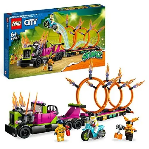 Produktbild: LEGO 60357 City Stuntz Stunttruck mit Feuerreifen-Challenge, mit schwungradbetriebenem Motorradspielzeug und Minifiguren, lustiges Geschenk für Kinder ab 6 Jahren, 2023 Set