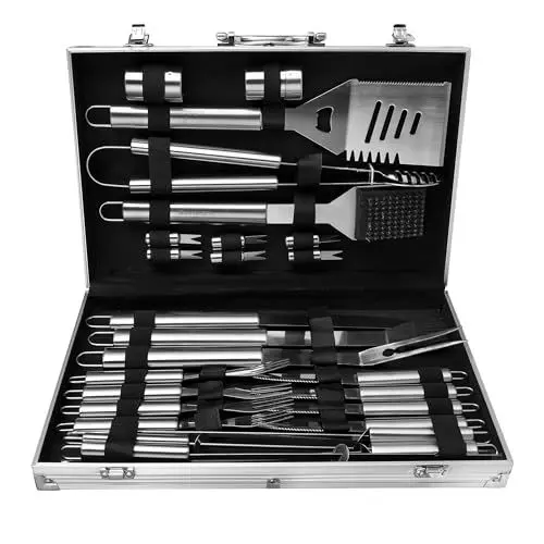 Produktbild: Lehmann LGAGA-YAN006 Grillbesteck Set im Koffer, 26-teiliges Grillzubehörset aus Edelstahl, BBQ Grill Zubehör im Metallkoffer, Hochwertiges Grill-Set, Grill Geschenke für Männer