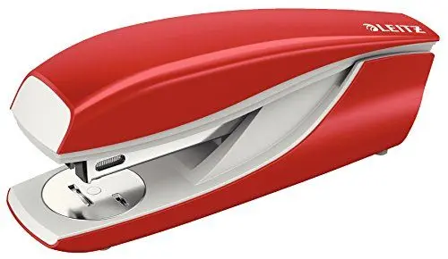 Produktbild: Leitz Büroheftgerät für 30 Blatt, Tacker aus Metall mit Kunststoffelementen, Inkl. 200 Heftklammern, NeXXt Serie, Rot, 55020025