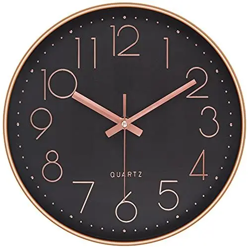 Produktbild: LENAUQ Stille Wanduhr, 12 Zoll batteriebetriebene Nicht tickende arabische Ziffernuhr, runde dekorative Uhr für Zuhause Küche Café Hotel Büroeinrichtung (Schwarz-Roségold)