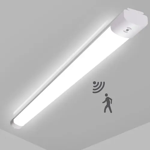 Produktbild: LEOEU Feuchtraumleuchte LED mit Bewegungsmelder 90CM, 30W 3300LM LED Röhre, IP65 Wasserdicht Kellerleuchte, Deckenlampe mit Bewegungsmelder für Büro Flur Treppe Garage Abstellraum, 4000K