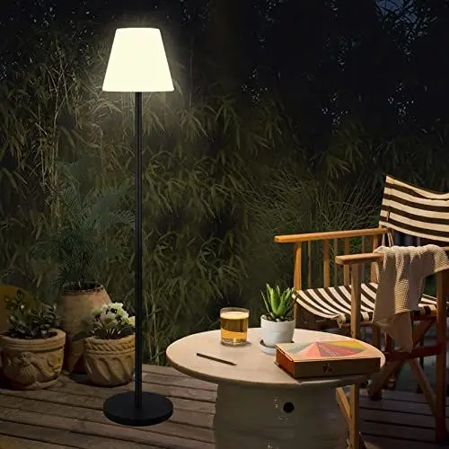 Produktbild: Licmic Solar Stehlampe Outdoor Stehlampe mit Lichtsensor,Dimmbar Warmweiß und RGB Akku stehlampe kabellos,USB Aufladbar LED Solarlampen für innen,Wasserdicht Stehlampe Außen für Terrassen、Garten.