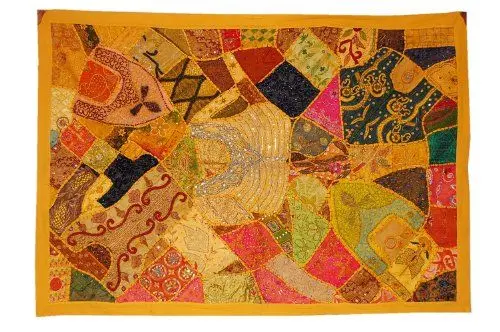 Produktbild: Liefer-Indian Antique Designer Hanging Wall Tapestry mit Heavy Zari, Stickerei & Old Sari Patchwork, 152 x 102 cm