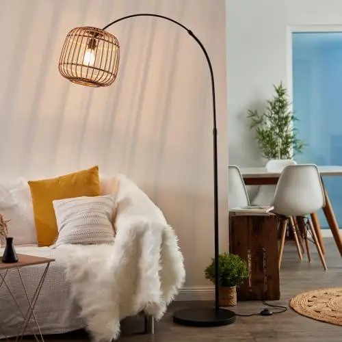 Produktbild: Lightbox Nature Stehlampe - Bogenstandleuchte mit Fußschalter und 1,85m langes Stoffkabel - 1,75m Höhe - geeignet für E27 Fassung - Metall/Rattan in Schwarz/Natur