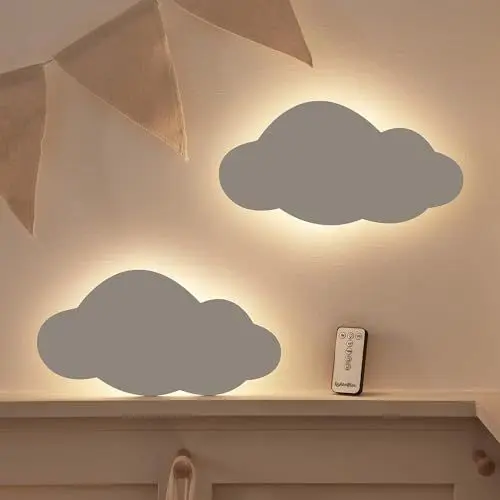 Produktbild: Lights4fun 2er Set LED Wolken Schlafzimmer Nachtlicht Mit Fernbedienung - Aufladbar Kinderzimmer Deko Wandlampe Nachtlampe