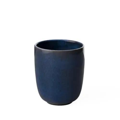 Produktbild: like. by Villeroy & Boch – Lave bleu Becher ohne Henkel, 400 ml, Tasse aus Steingut ohne Henkel für besondere Kaffeemomente, spülmaschinengeeignet