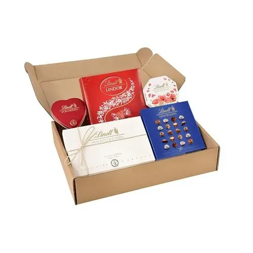 Produktbild: Lindt Schokolade Pralinen Geschenke Set | 477g | 5 Schachteln Lindt Pralinés in den Varianten Hochfein, Mini Pralinés, LINDOR Präsent, Kleiner Dank, Von Herzen | Pralinengeschenk | Schokoladengeschenk