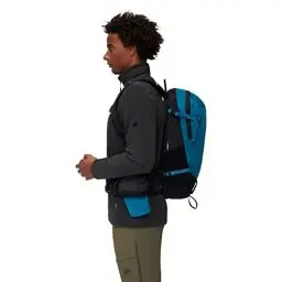Produktbild: Mammut Lithium 15 | Kleiner Outdoor Rucksack, Wanderrucksack für Damen und Herren, Leichter Sportrucksack, Zum Trekking und Wandern, Trinksystem-Kompatibel | Black Sapphire, 15l