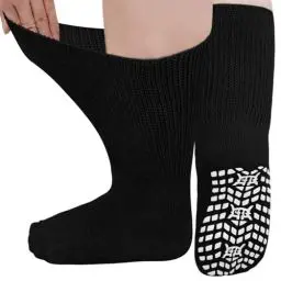 Produktbild: LOFIR Diabetiker Socken Herren Damen: Diabetikersocken Ohne Gummibund Baumwolle Herren ABS Socken Extra Breiter Gürtel Ohne Naht Antirutsch StopperSocken für Geschwollene Füße Schwarz 3 Paare 39-46