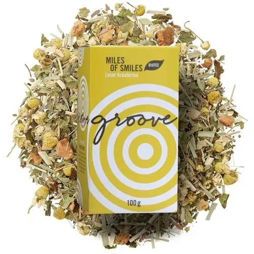 Produktbild: Loser Kräutertee - GROOVE Miles of Smiles mit Zitronengras, Apfelstückchen und Erdbeerblätter und Anis - 100g loser Tee - TEE HANDELSKONTOR BREMEN - MHD 12.11.24