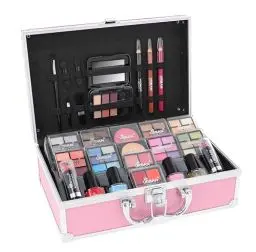 Produktbild: LOVE URBAN BEAUTY Veganes Hot Pink Schminkkoffer - 82-teiliges Schminkset für Teenager und Frauen mit Lidschatten, Rouge, Lippenstiften und Nagelprodukten - lustiger Reise-Schminkkoffer für Mädchen