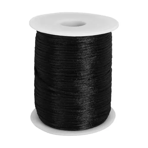 Produktbild: Luabue 1,5mm x 100m Nylonschnur Regenbogen, Satinschnur für Armbänder, Nylon-Regenbogenseil für Armbänder, Schmuckherstellung, Rattail, Makramee (Schwarz, 1.5mm x 100m)