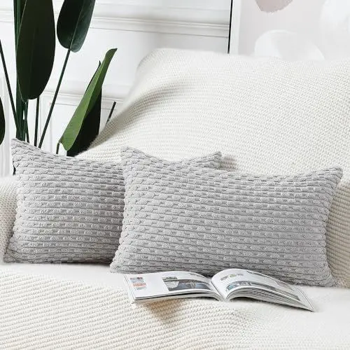 Produktbild: Madizz 2er Set Boho Gestreifte Kissenbezüge Weicher Kord Dekorativer Kissenbezug für Schlafzimmer Sofa Kissenhülle Hellgrau 40 x 60 cm