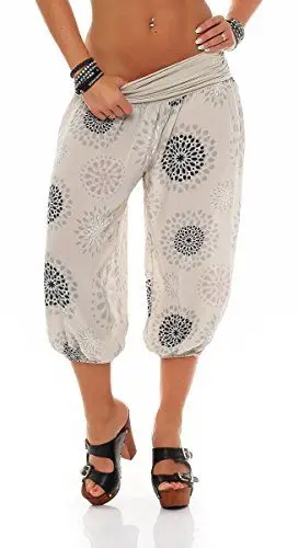 Produktbild: Malito - Damen Haremshose kurz mit Print - Pumphose aus Baumwolle - Leichte 3/4 Stoffhose - Pluderhose zum Tanzen, Chillen & Yoga - knielange Capri Hose 7182 (Beige)