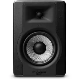 Produktbild: M-Audio BX5 D3 - Kompakter 2-Wege 5-Zoll Studiomonitor / Lautschprecher, aktiv, für Musikproduktion oder Mixen, mit integrierter akustischer Raumsteuerung, 1 Stück