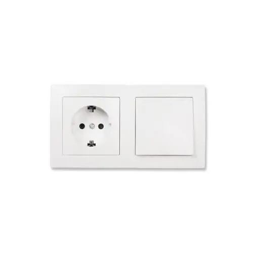 Produktbild: McPower Lichtschalter-Steckdosen Kombination | Flair | 2-fach Set, Schalter und Steckdose mit Rahmen, 250V~/10A, Unterputz, für Wohnräume, Küche, Büro, weiß matt