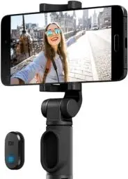 Produktbild: Xiaomi Mi 2in1Tripod Selfie Stick, schwarz, 360° drehbar, Smartphone-Halterung, 155g, abnehmbare Bluetooth-Fernbedienung, 60mAh Akku, 42cm Länge, BT Auslöser, Tisch-&Bodenstativ